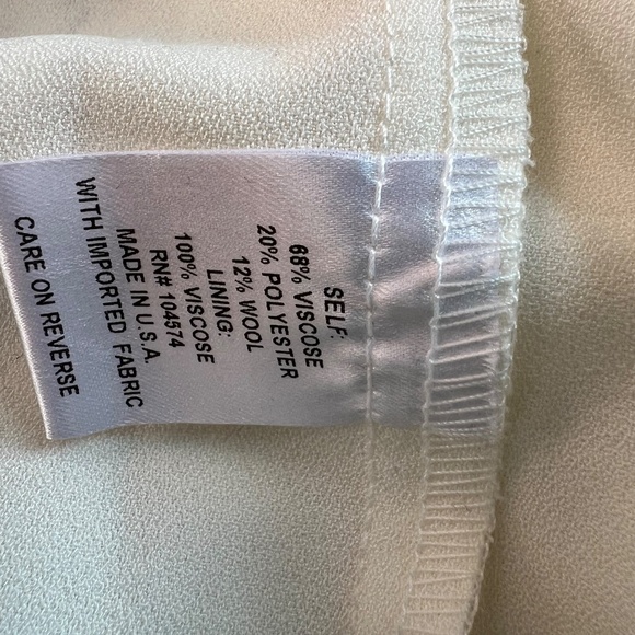 Off the shoulder embroidery embroidered dress - Picture 9 of 9